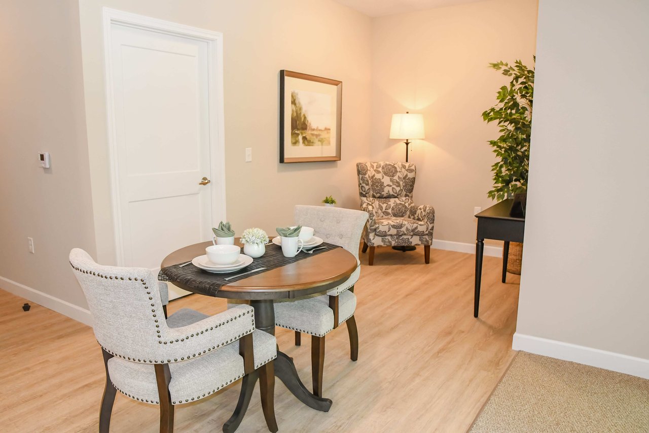 table with chairs